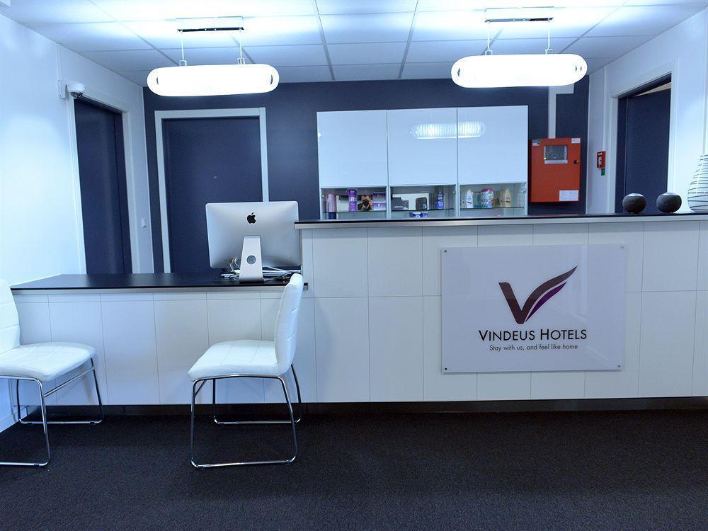 Hotel Vindeus เซอเดอร์เตลเย ภายนอก รูปภาพ